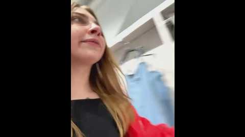 Media: sunny___bunny Stripchat 2025-06-02 15:13:00