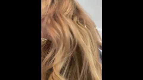 Media: sweet___emily Stripchat 2025-06-02 13:13:00