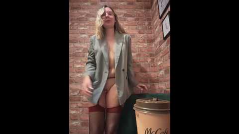 the_snowwhitee @ stripchat on 20250602