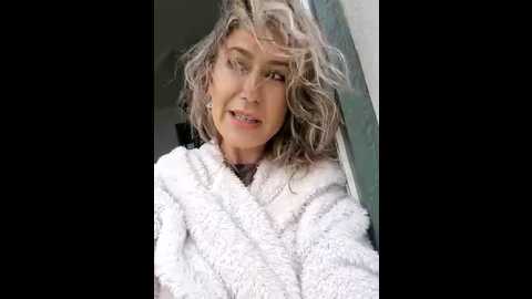 Media: celynaross Stripchat 2025-06-03 13:58:00