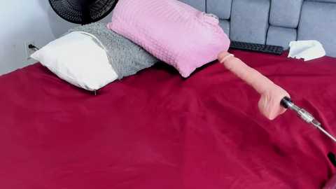 Media: couple_gold69 Stripchat 2025-06-03 10:50:00