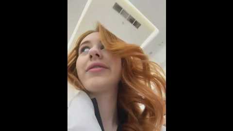 Media: foxy_heart Stripchat 2025-06-03 06:08:00