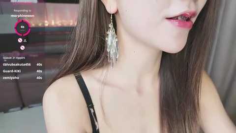Media: kiki__2025 Stripchat 2025-06-03 17:40:00