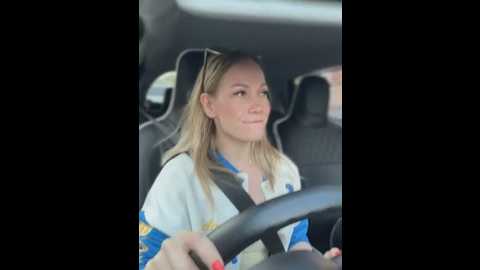 Media: lavenderhot Stripchat 2025-06-03 01:39:00
