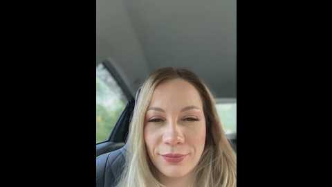 Media: lavenderhot Stripchat 2025-06-03 02:18:00