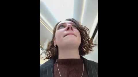 Media: lucy_joy Stripchat 2025-06-03 14:23:00