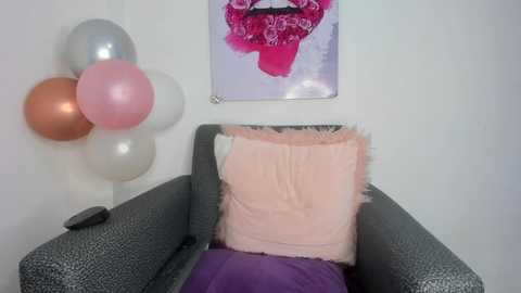 hanaa_18 @ stripchat on 20250604