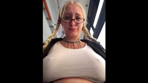 milkyy_wway @ stripchat on 20250604