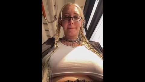 milkyy_wway @ stripchat on 20250604