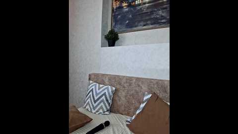 Media: olivia_oliv Stripchat 2025-06-04 02:20:00