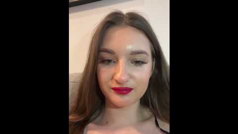Media: adelinaember Stripchat 2025-06-05 09:09:00