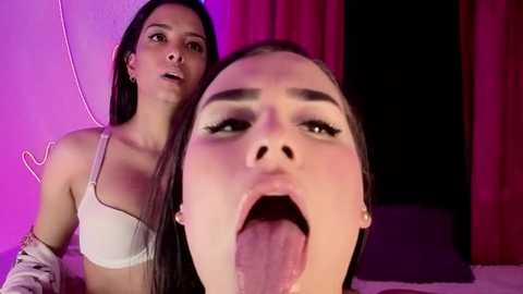 agatha_lovee @ stripchat on 20250605