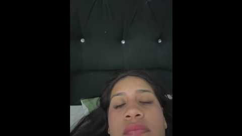 Media: indialatin Stripchat 2025-06-05 08:36:00