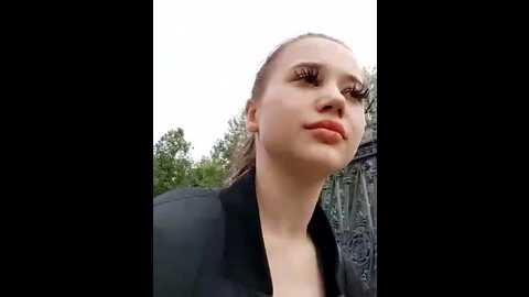 Media: juice_bunny Stripchat 2025-06-05 10:32:00
