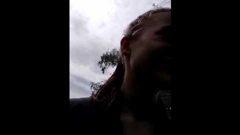 Media: juice_bunny Stripchat 2025-06-05 10:38:00
