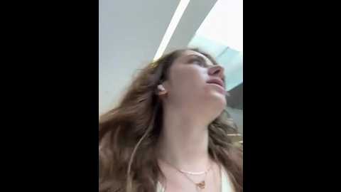 Media: mariid Stripchat 2025-06-05 08:25:00