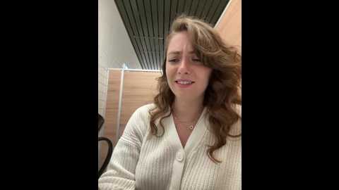 Media: mariid Stripchat 2025-06-05 08:41:00