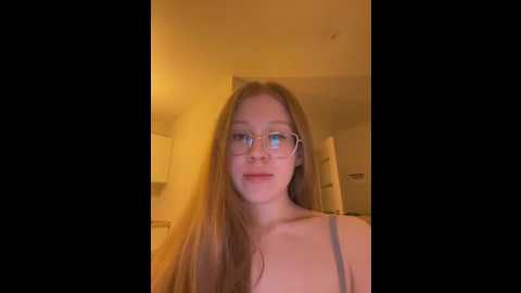 Media: eva_weyne Stripchat 2025-06-06 18:41:00