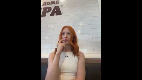 Media: foxy_heart Stripchat 2025-06-06 01:58:00