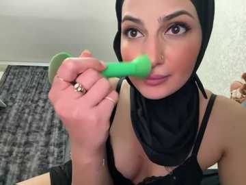 gumusguray @ stripchat on 20250606