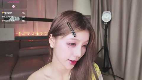 Media: kiki__2025 Stripchat 2025-06-06 14:29:00
