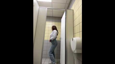Media: mariid Stripchat 2025-06-06 08:53:00