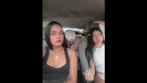 naughty_friends_ @ stripchat on 20250606