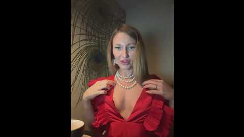 Media: sweet_pussy_lips Stripchat 2025-06-06 09:07:00