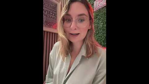the_snowwhitee @ stripchat on 20250606