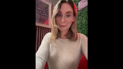 the_snowwhitee @ stripchat on 20250606