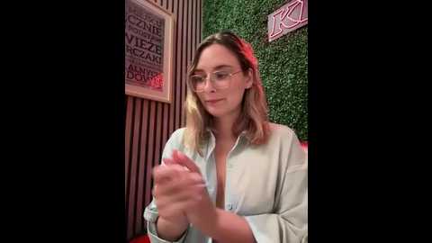 the_snowwhitee @ stripchat on 20250606