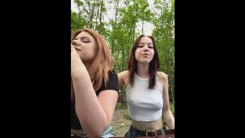 Media: double__pleasure Stripchat 2025-06-07 14:12:00