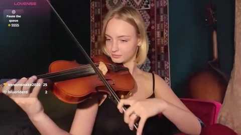 elly_shine_ @ stripchat on 20250607
