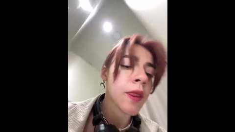 Media: lily__belle Stripchat 2025-06-07 13:50:00