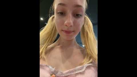 lia__love @ stripchat on 20250608
