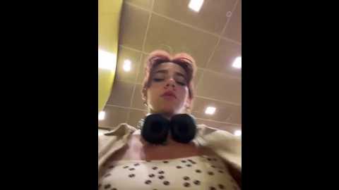 lily__belle @ stripchat on 20250608