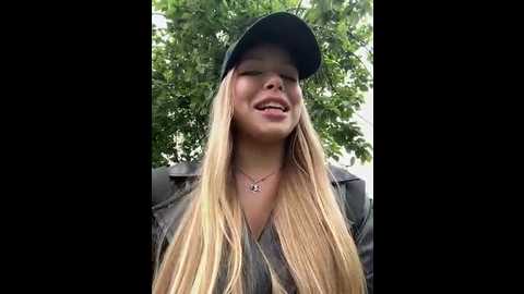 liza_risky @ stripchat on 20250608