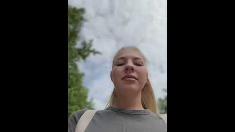 newlale @ stripchat on 20250608