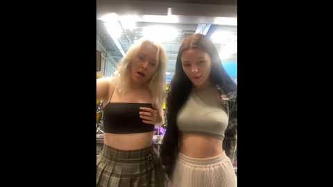 cum_girlss @ stripchat on 20250609