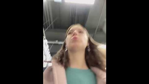 Media: dollytall Stripchat 2025-06-09 09:43:00