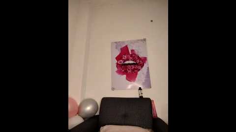 hanaa_18 @ stripchat on 20250609
