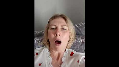 stellahere8 @ stripchat on 20250609