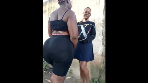 Media: xtra_bootie Stripchat 2025-06-09 07:49:00