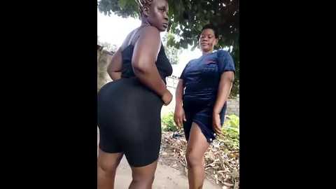 Media: xtra_bootie Stripchat 2025-06-09 11:02:00