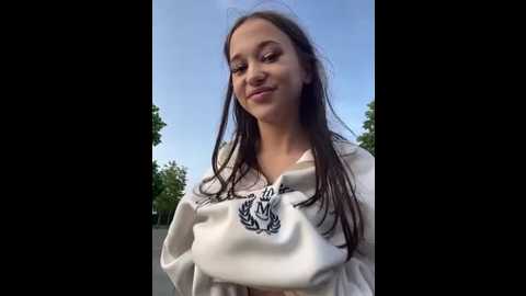Media: juice_bunny Stripchat 2025-06-10 17:56:00