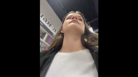Media: mila___meow Stripchat 2025-06-10 12:06:00