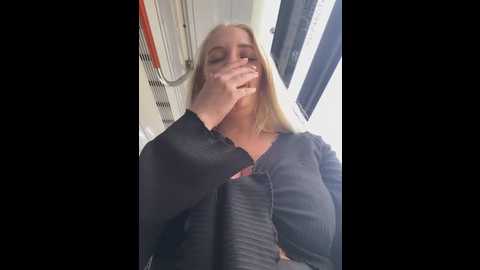 Media: milkyy_wway Stripchat 2025-06-10 10:05:00