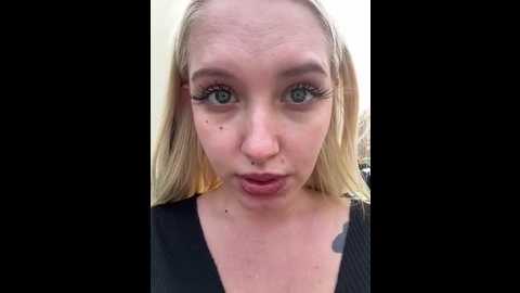 Media: milkyy_wway Stripchat 2025-06-10 11:19:00