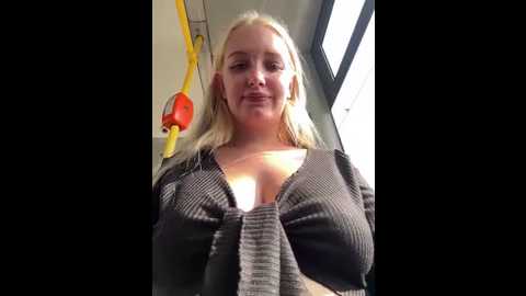 Media: milkyy_wway Stripchat 2025-06-10 13:34:00
