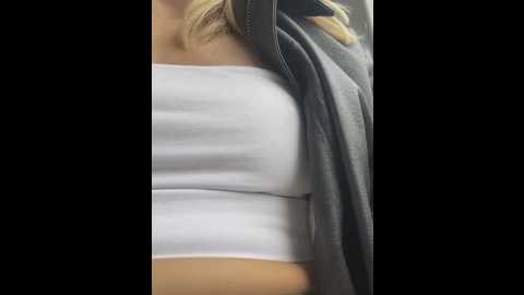 Media: oh_anna Stripchat 2025-06-10 06:55:00